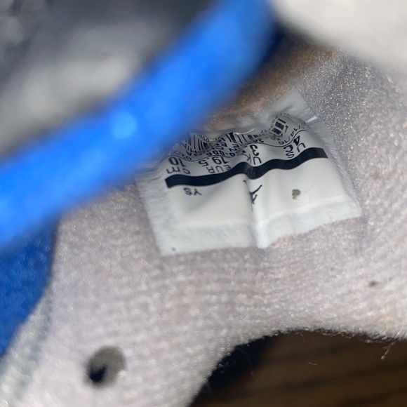 Nike Air Jordan Retro 4 Motorsport - Picture 8 of 8